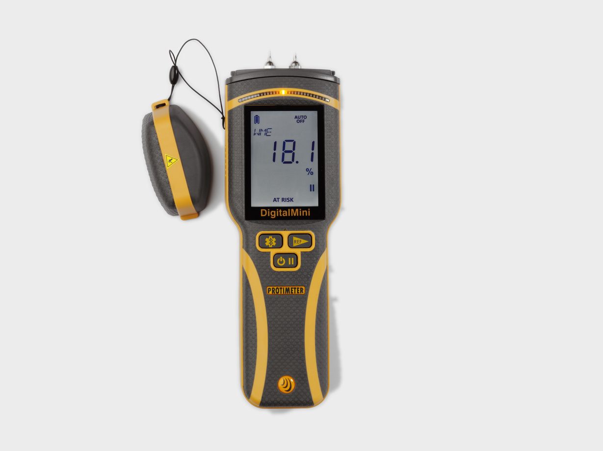 Fuktmätaren Protimeter Digital Mini (BLD5775), ett av instrumenten som används vid fuktmätning.